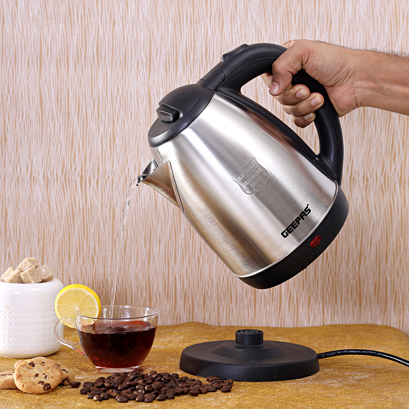 1.8L Electric Kettle 1800W Geepas GK5454