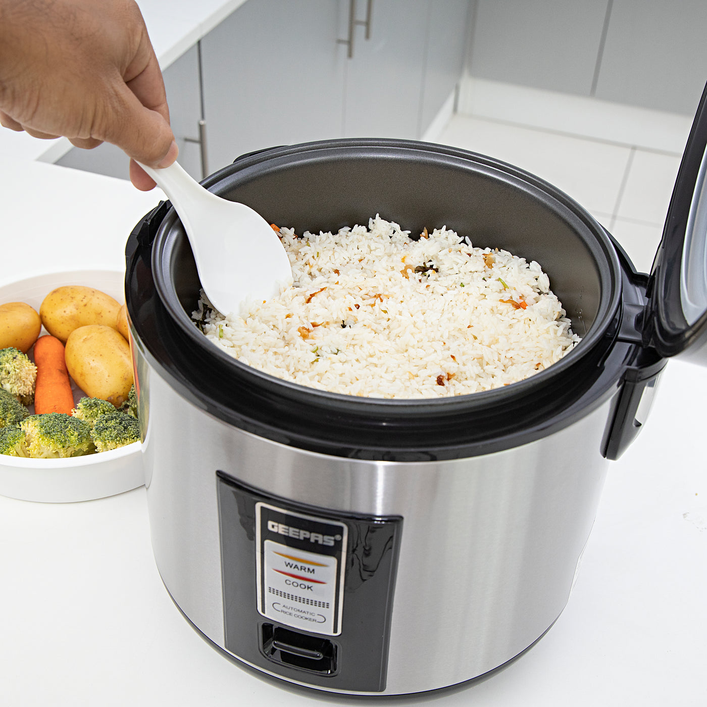 Geepas 1.8L Stainless Steel Rice Cooker- GRC4330| 700W, Non-Stick Inner Pot, Stainless Steel Body, Plastic Steamer | Cook/Steam/Keep Warm Functions, Make Rice and Steam Healthy Vegetables | 2-Year Warranty