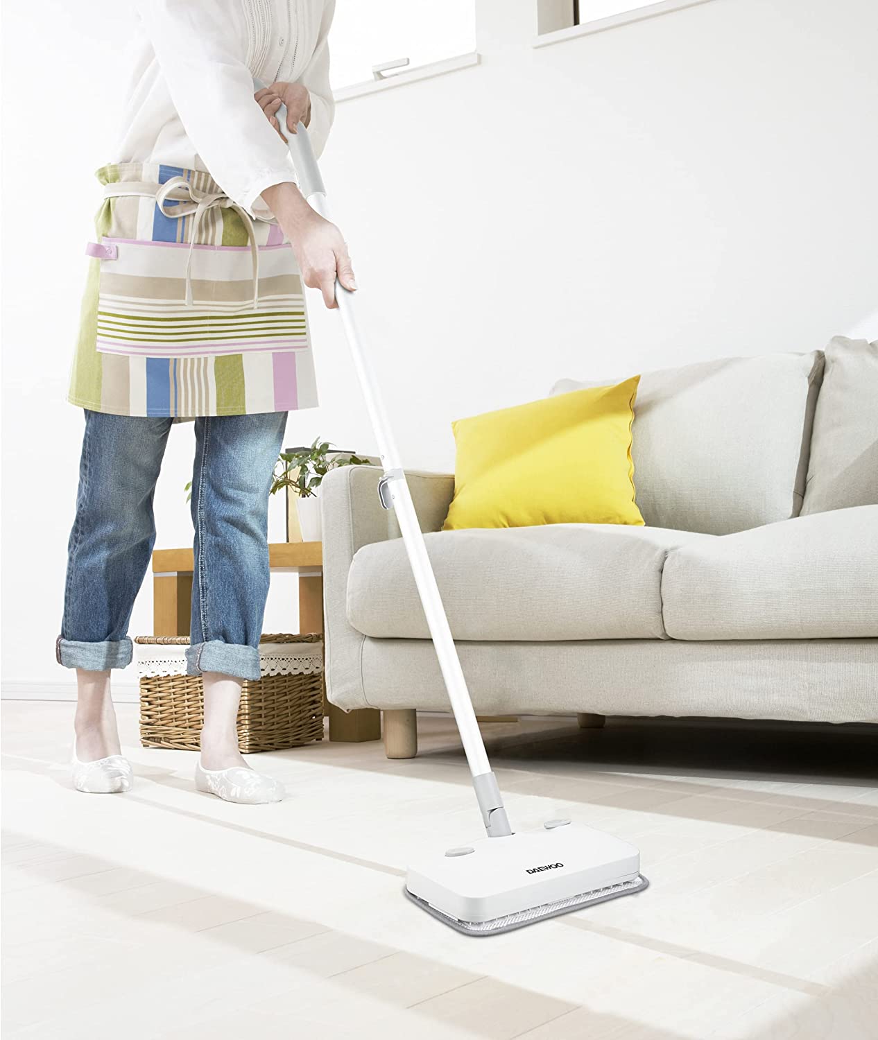 Brown Box Multifunction Steam Mop with High Steam, Microfiber Pad 1000W