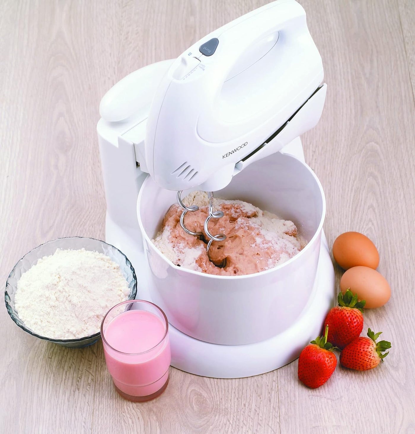 KENWOOD Stand Mixer Hand Mixer (Electric Whisk) 250W with 2.7L Rotary Bowl, 6 Speeds + Turbo Button, Twin Stainless Steel Kneader and Beater for Mixing, Whipping, Whisking, Kneading HM430 White