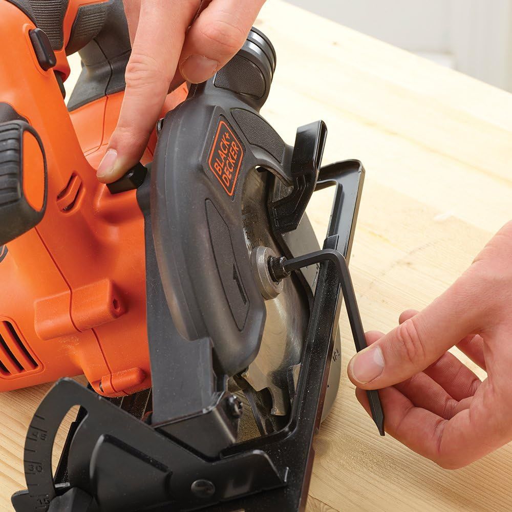 Cordless Circular Electric Saw, 140 mm Blade and Dust Extraction, 18V, Battery not included