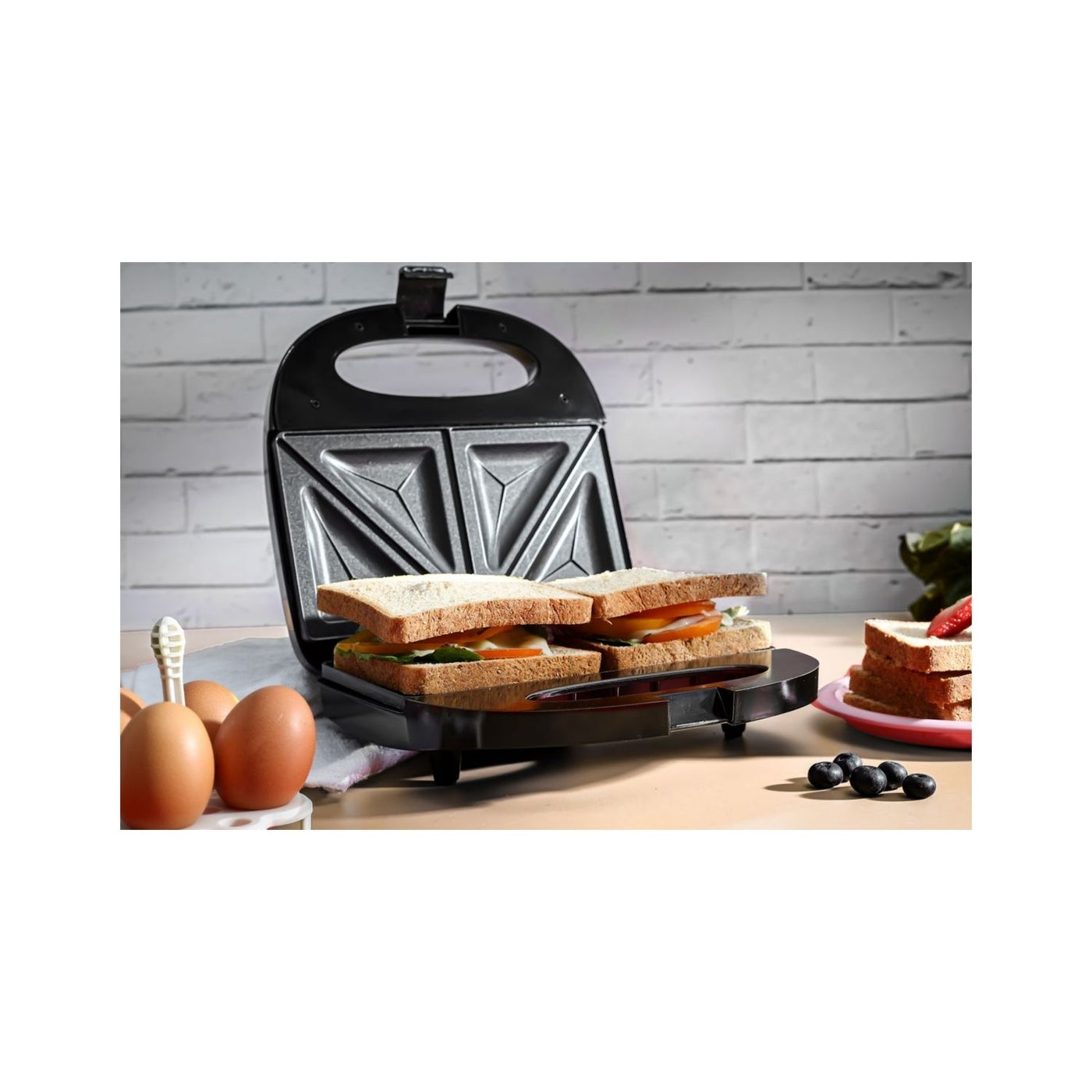 Portable Powerful 2 Slice Grill Maker with Non-Stick Plates 700W  with Non-Stick Plates GGM6002 Geepas