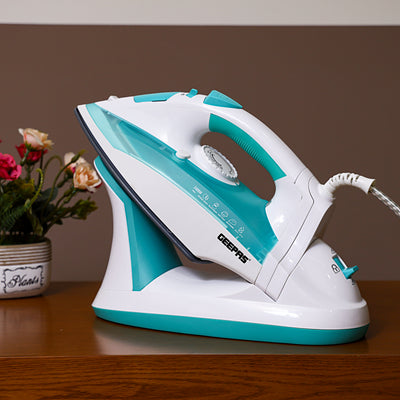 Geepas Cordless/Corded Steam Iron- GSI24015| Wet and Dry Steam Iron Box with Ceramic Soleplate and Self-Cleaning Function| Handy Design with Powerful Burst Steam, Anti-Drip Function| Suitable for All Kinds of Fabric, 2000-2400 W Power