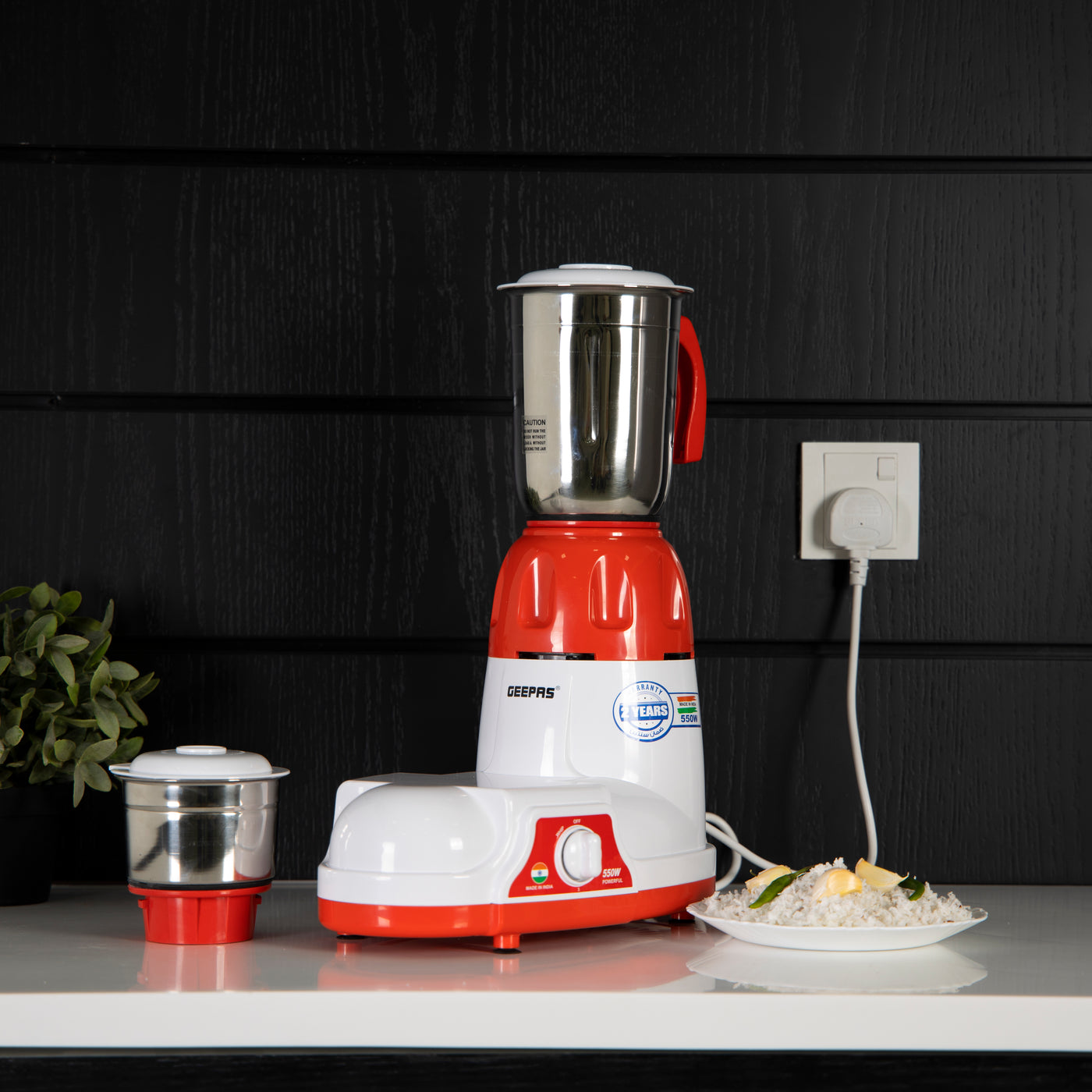 Geepas 2-IN-1 Mixer Grinder- GSB5456| 550W Powerful Motor with Stainless Steel Jars and Blades, Unbreakable Polycarbonate Jar Caps| Ergonomic Design, Overload Protector| 2 Jars with 3 Speed Control| Red and White