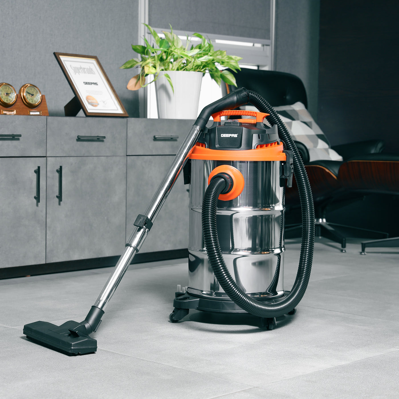 Geepas 1400 W Wet and Dry Vacuum Cleaner- GVC19032| 30 L Dust Bag Capacity, 5 M Cord Length| 3-in-1 Function, Wet, Dry and Blow, Powerful Suction| Perfect For Home, Office, Apartments| Easy to Move, Equipped with Accessories Storage Function