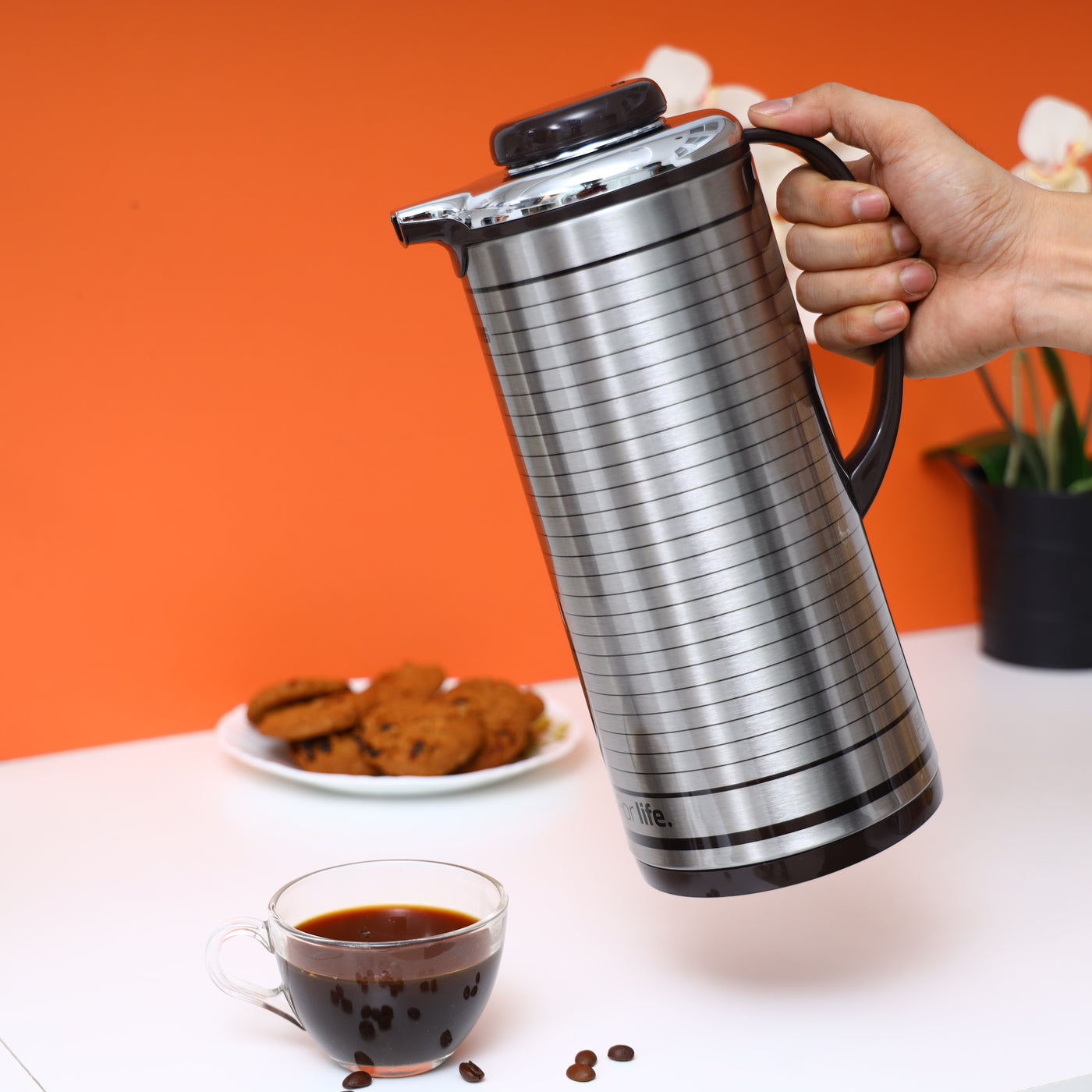 Geepas GVF5259 Vacuum Flask | Coffee Heat Insulated Thermos | 1.3L | for Keeping Hot/Cold Long Hour Heat/Cold Retention, Multi-Walled Vacuum for Coffee, Hot Water, Tea, Beverage | Ideal for Social Occasion, Commercial & Outings