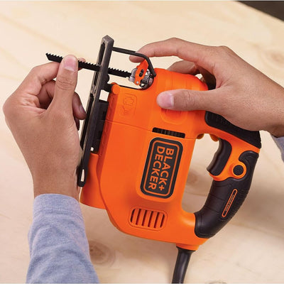 520W Variable Speed Compact Jigsaw with Blade in Kit Box for Wood Cutting
