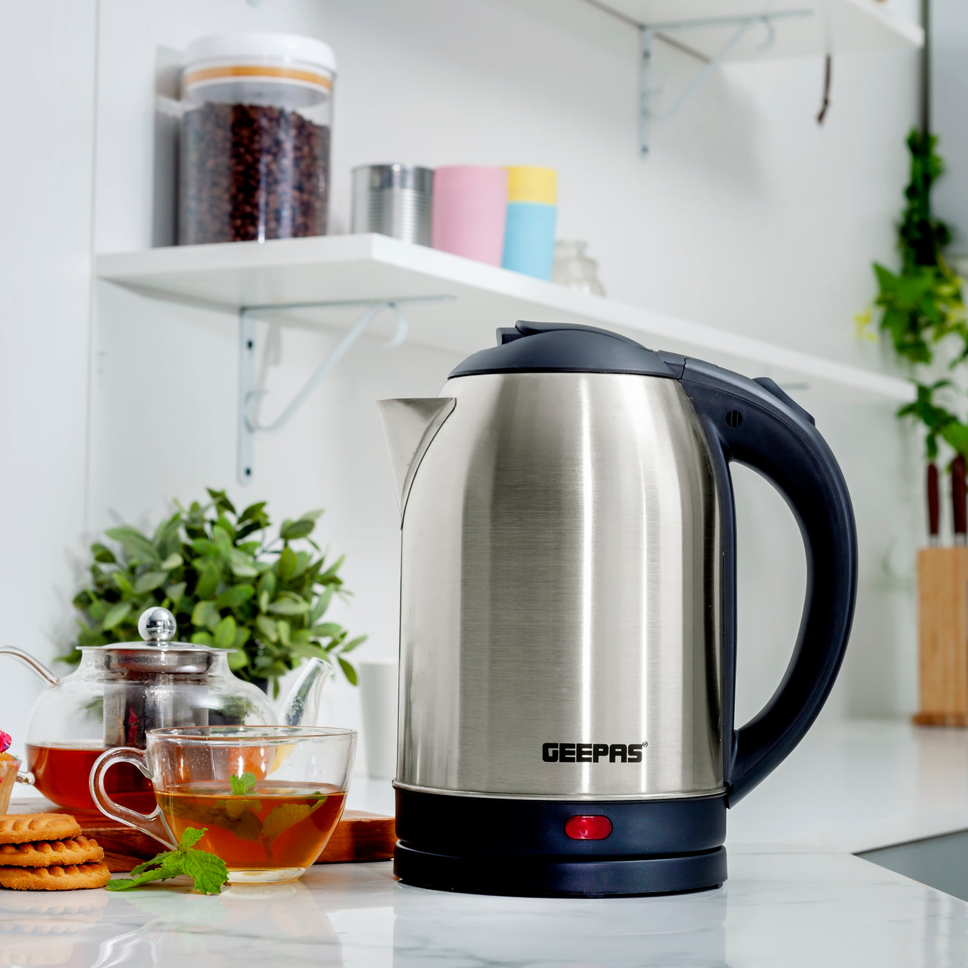 Stainless Steel Electric Kettle With Auto Shutt off and Boil Dry Protection 2 L 1800 W GK5466B Silver/Black